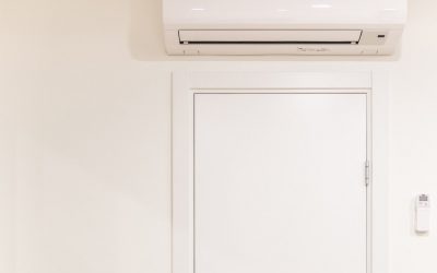 Puertas y aire acondicionado: ¿por qué afectan el consumo de energía?